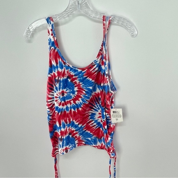 No Boundaries Red White & Blue Swirl Tank Top - Picture 4 of 7